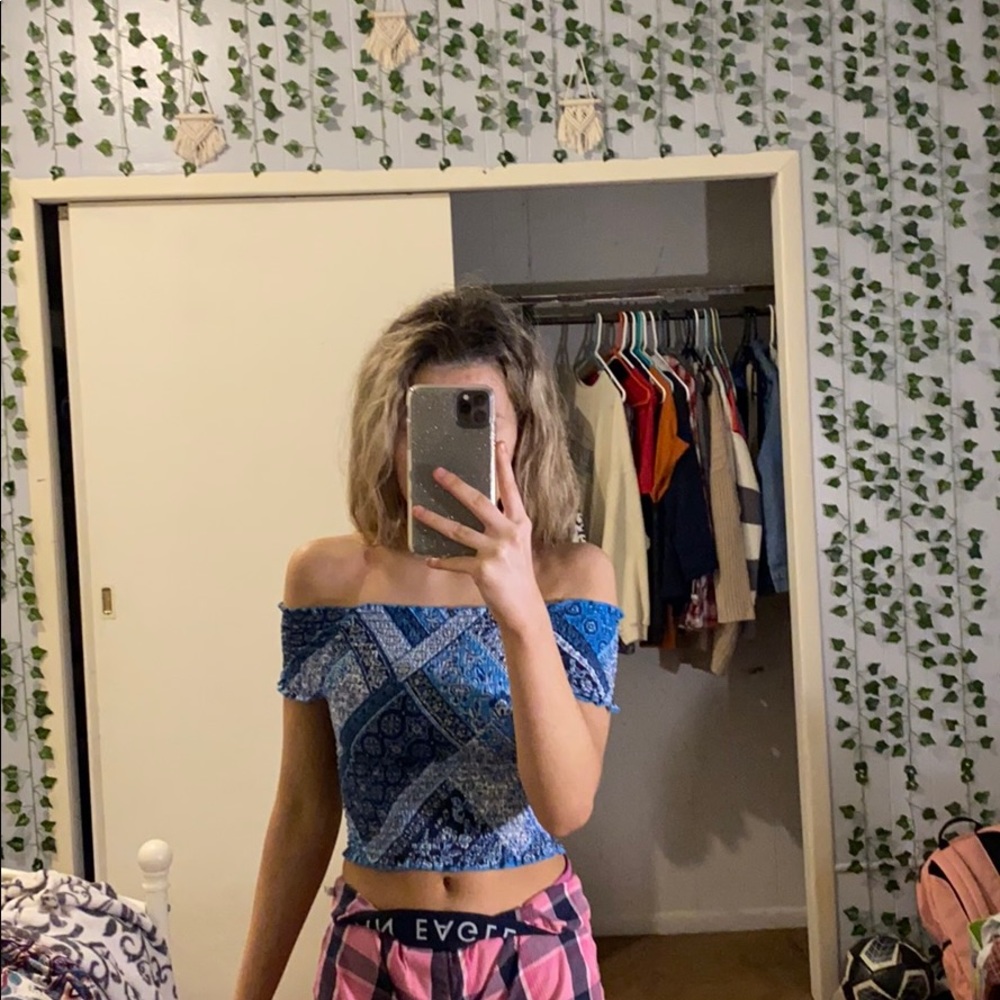Super cute off the shoulder top